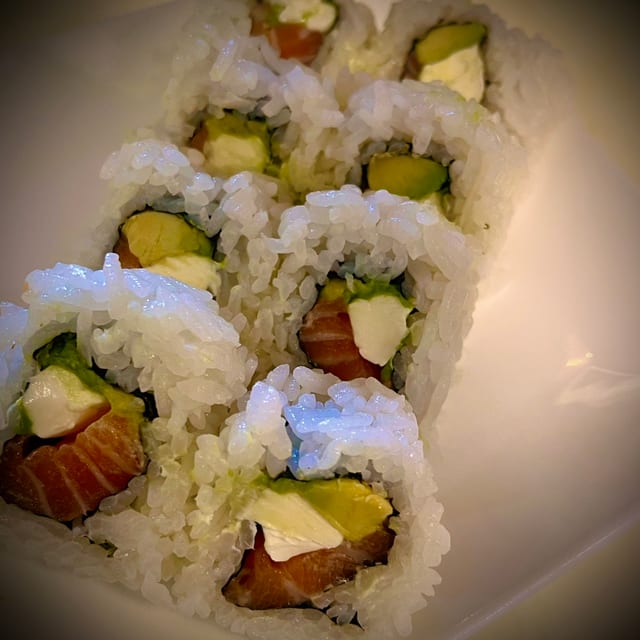 Philadelphia Roll (8 Pieces).