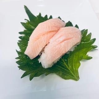 Hamachi Toro^<