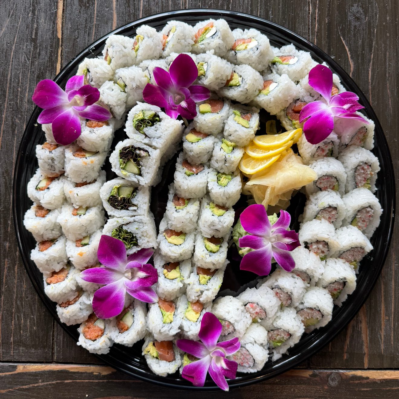 Standard Roll Tray.